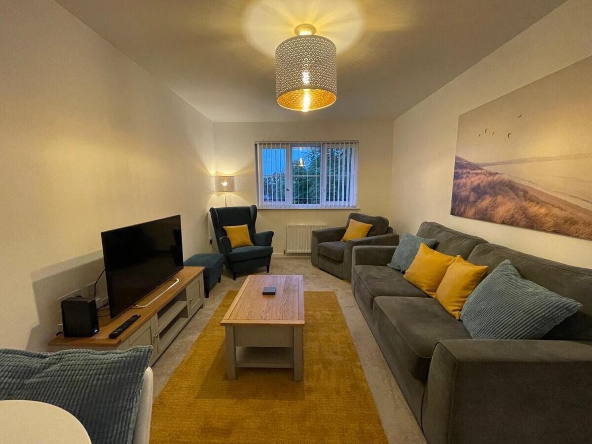 2 Bedroom Luxury Flat In Quiet Village Of Bishopton Bishopton  Exteriér fotografie