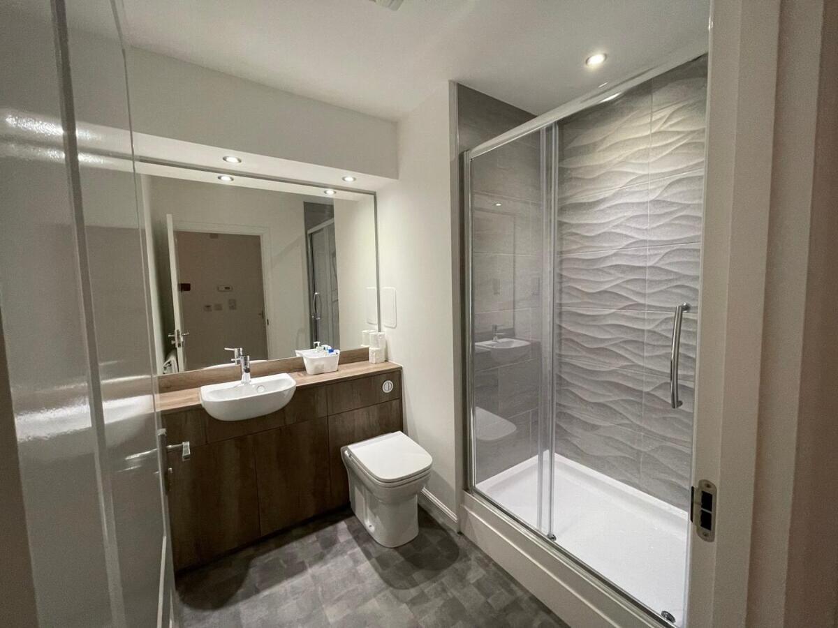 2 Bedroom Luxury Flat In Quiet Village Of Bishopton Bishopton  Exteriér fotografie